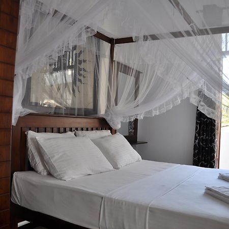 Bianco Terrace Hotel Negombo Eksteriør billede
