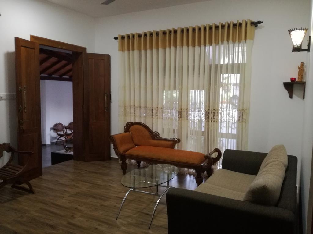 Bianco Terrace Hotel Negombo Eksteriør billede