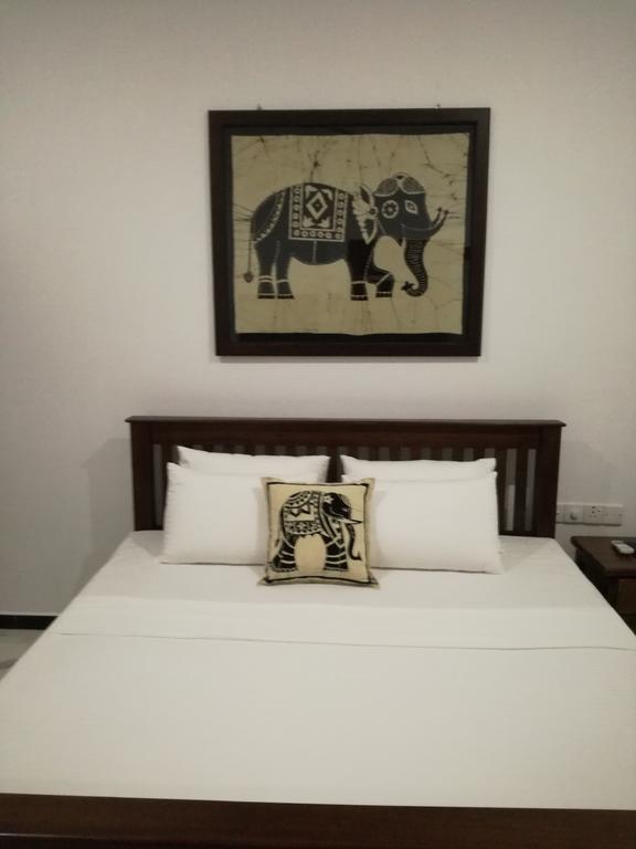 Bianco Terrace Hotel Negombo Eksteriør billede