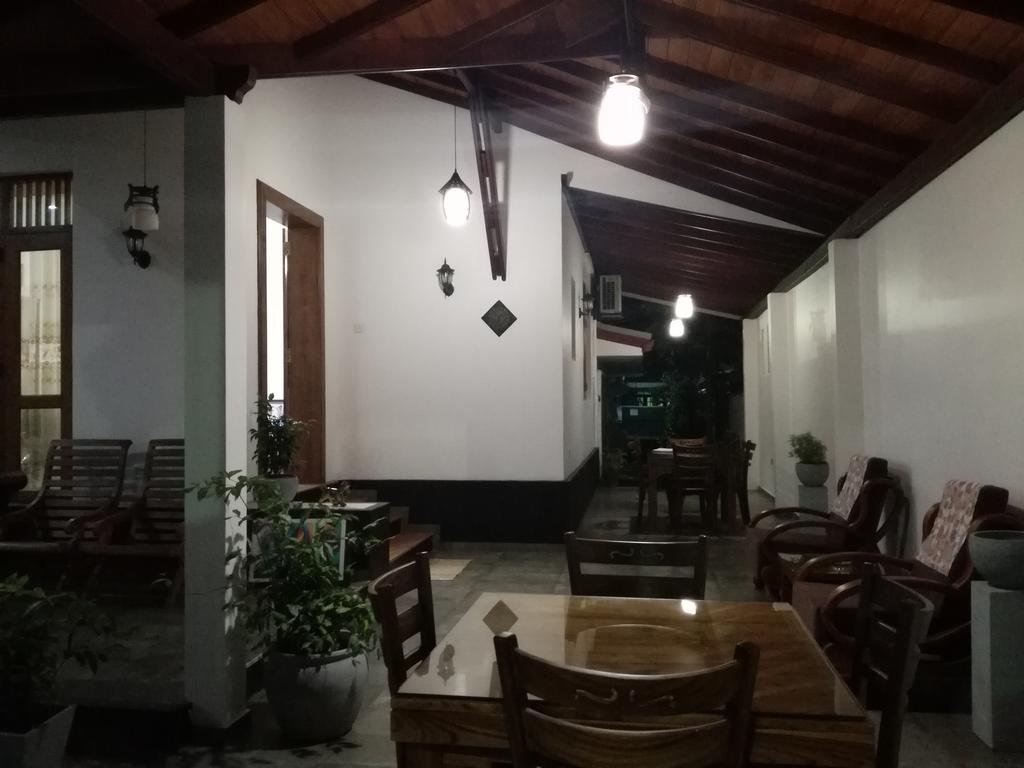 Bianco Terrace Hotel Negombo Eksteriør billede