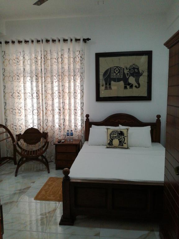 Bianco Terrace Hotel Negombo Eksteriør billede