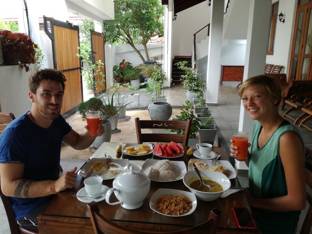 Bianco Terrace Hotel Negombo Eksteriør billede